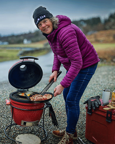 sue cooking on the Isle of Skye